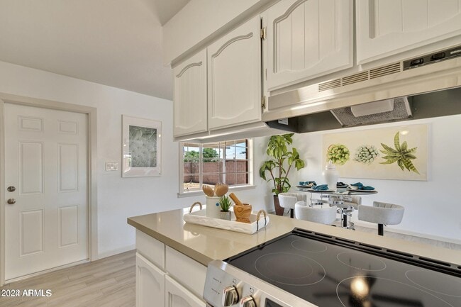 Building Photo - 3719 W Rovey Ave