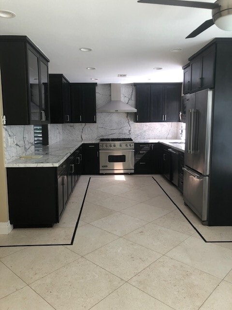 Chef Kitchen w/Viking Appliances - 2122 Laurelwood Dr