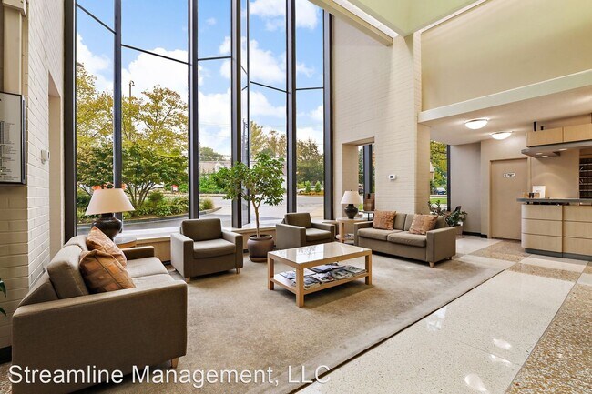 Foto del edificio - 1 br, 1 bath House - 4242 East West Hwy #914