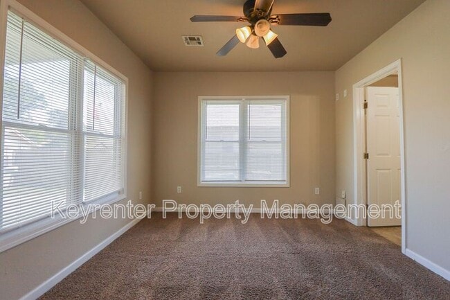 Building Photo - 512 S 55th W Ave