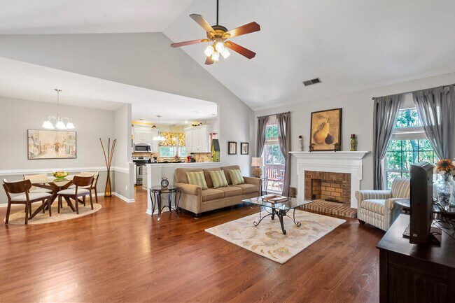 Building Photo - 7405 Tupelo Ln