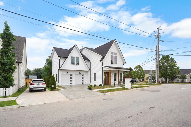 Building Photo - 1159 Carter St