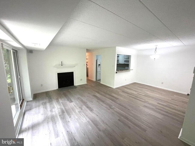 Building Photo - 62 Le Forge Ct