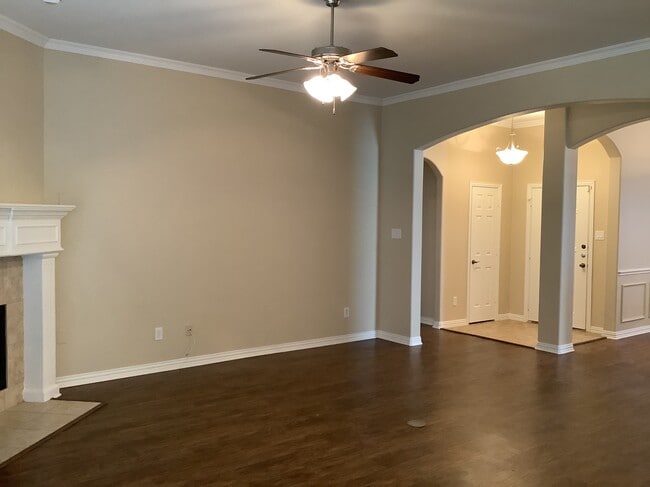 Building Photo - 515 Cool Meadow Ct