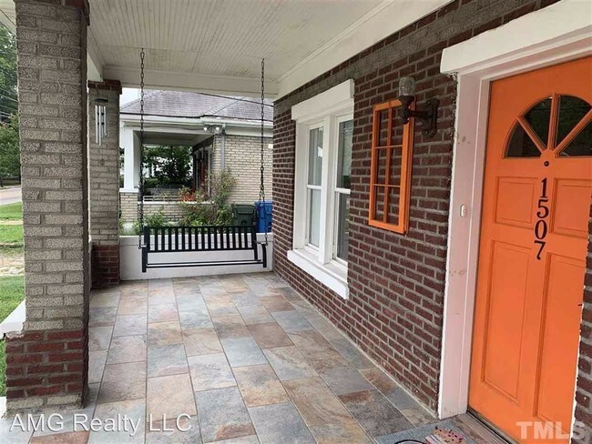 Building Photo - 3 br, 2 bath House - 1507 Fayetteville Street