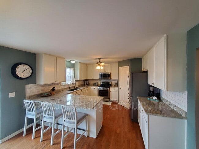 Building Photo - 1055 Deertrail Drive