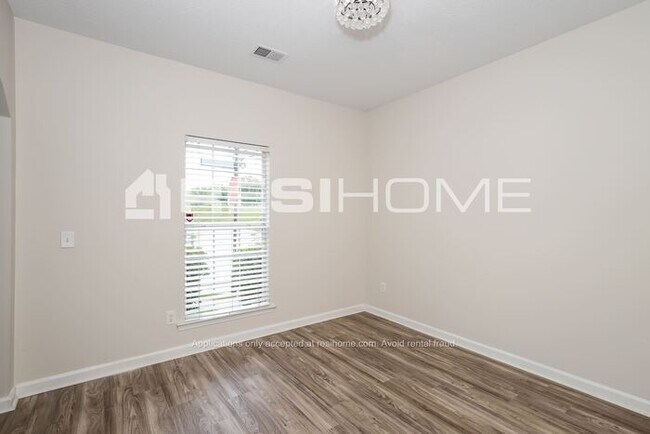 Building Photo - 3212 Tallon Ln Sw