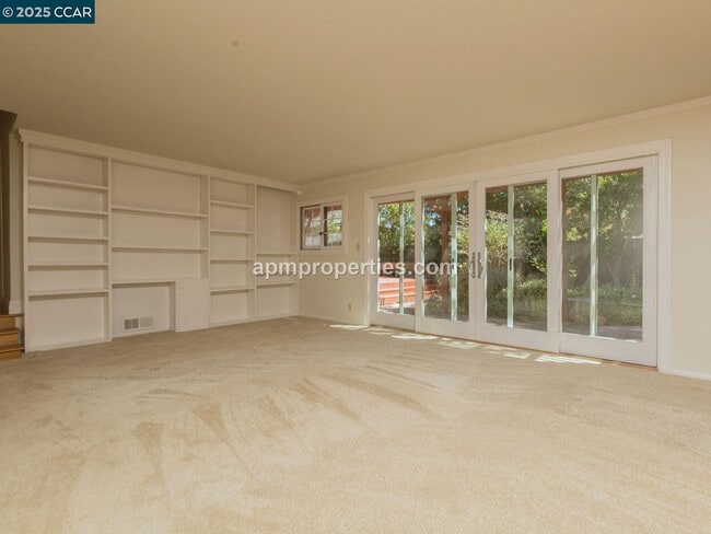 Building Photo - 235 St Christopher Dr