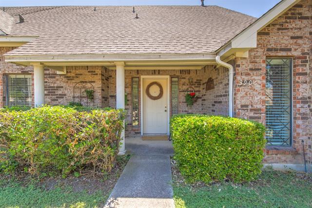 Foto del edificio - 3906 St Christopher Ln