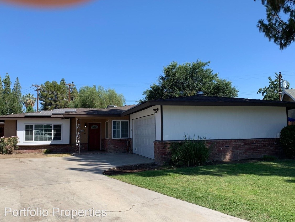 3 br, 2.5 bath House 4200 ERIN CT. House Rental in Bakersfield, CA