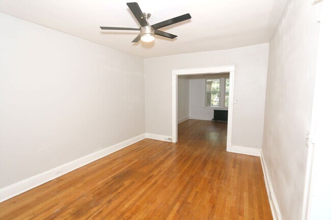 Foto del edificio - Lovely 3 bedroom home near Howard Universt...
