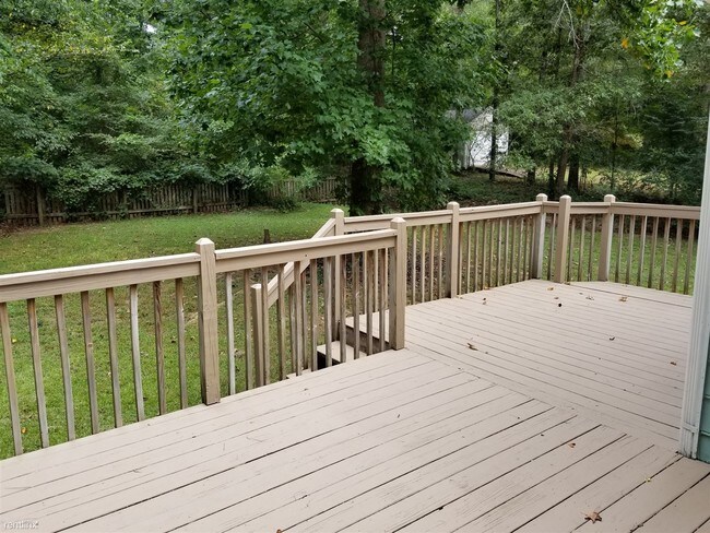 Foto del edificio - 5366 Muirwood Pl