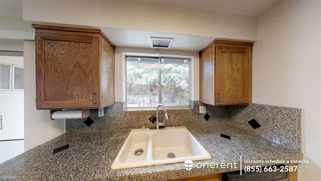 Building Photo - 3 br, 2 bath House - 14864 Mcvay Avenue -