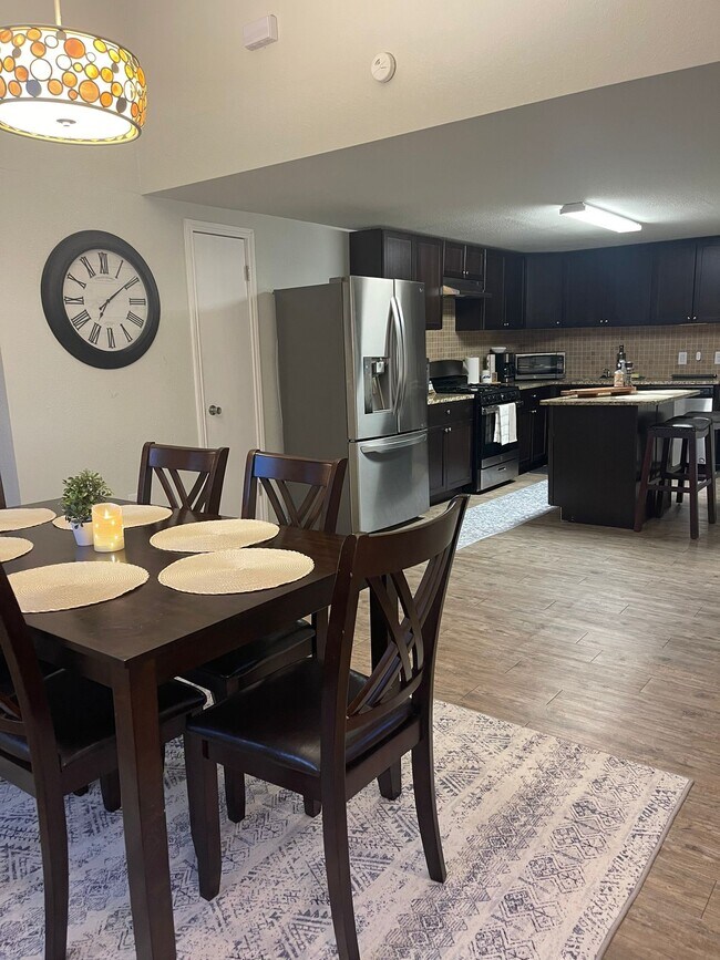 Foto del edificio - 2010 Caplin St