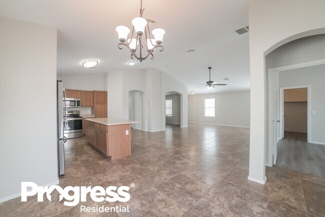 Foto del edificio - 11826 W Port Royale Ln