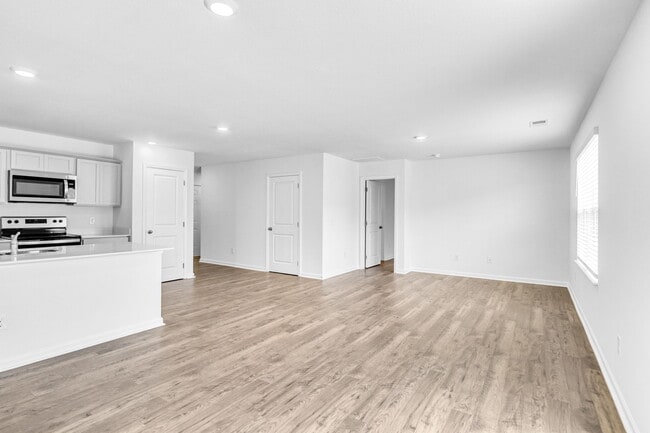 Building Photo - 1248 Cherry Grv