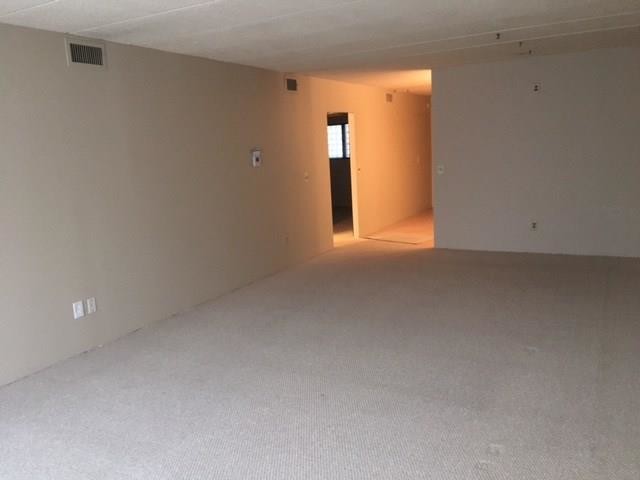 Foto del edificio - 143 Hoffman Ave