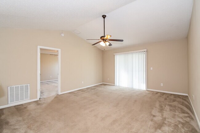 Building Photo - 3518 Brangus Ct