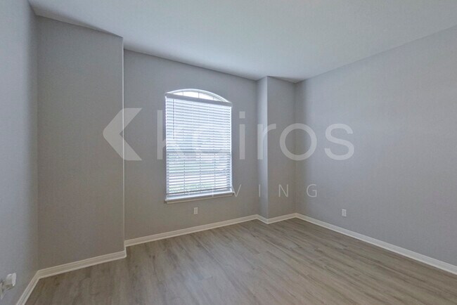 Foto del edificio - 313 E Georgia Terrace