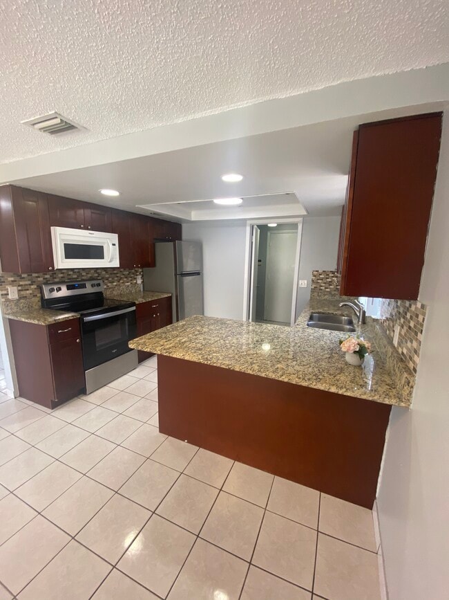 Building Photo - 12703 Alida Pl