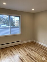 Building Photo - 3790 Avenue Laurier E