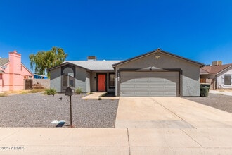 Building Photo - 7748 W Minnezona Ave
