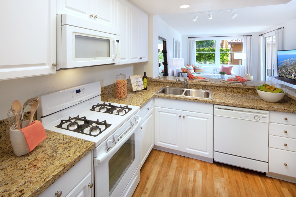 Sonoma Apartment Homes 700 Sonoma Aisle Irvine, CA 92618 - Main Image