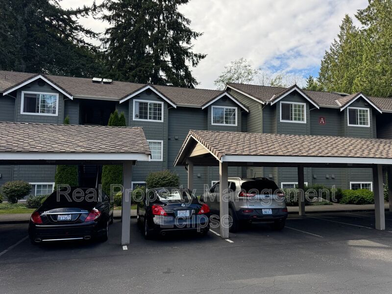 Primary Photo - 15433 Country Club Dr
