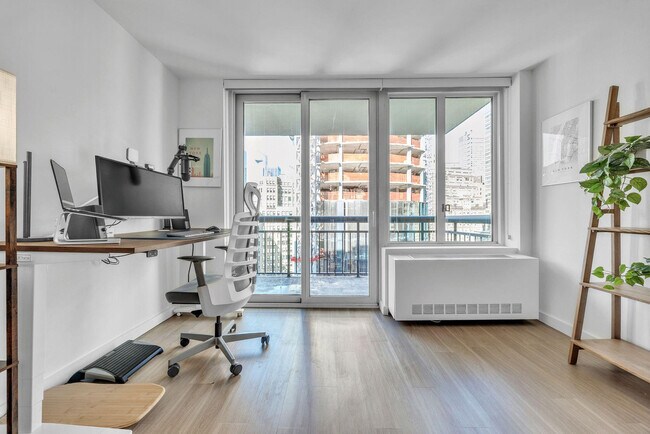 Foto del edificio - 68 W 37th St