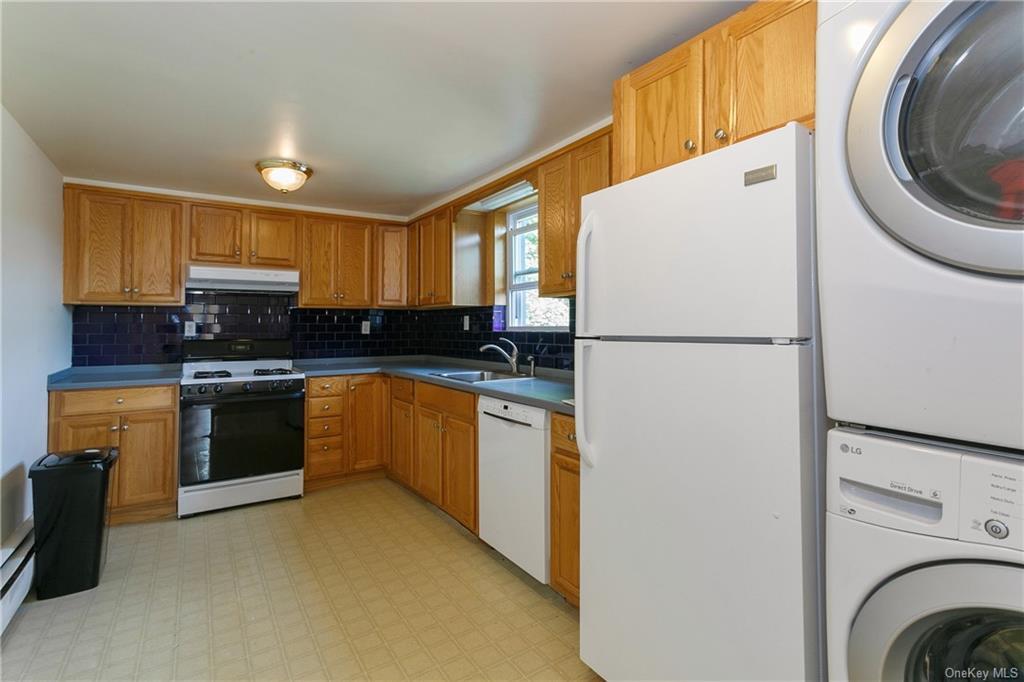 Foto principal - 44 Croton Ave