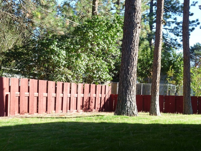 Building Photo - 4047 S Madelia St