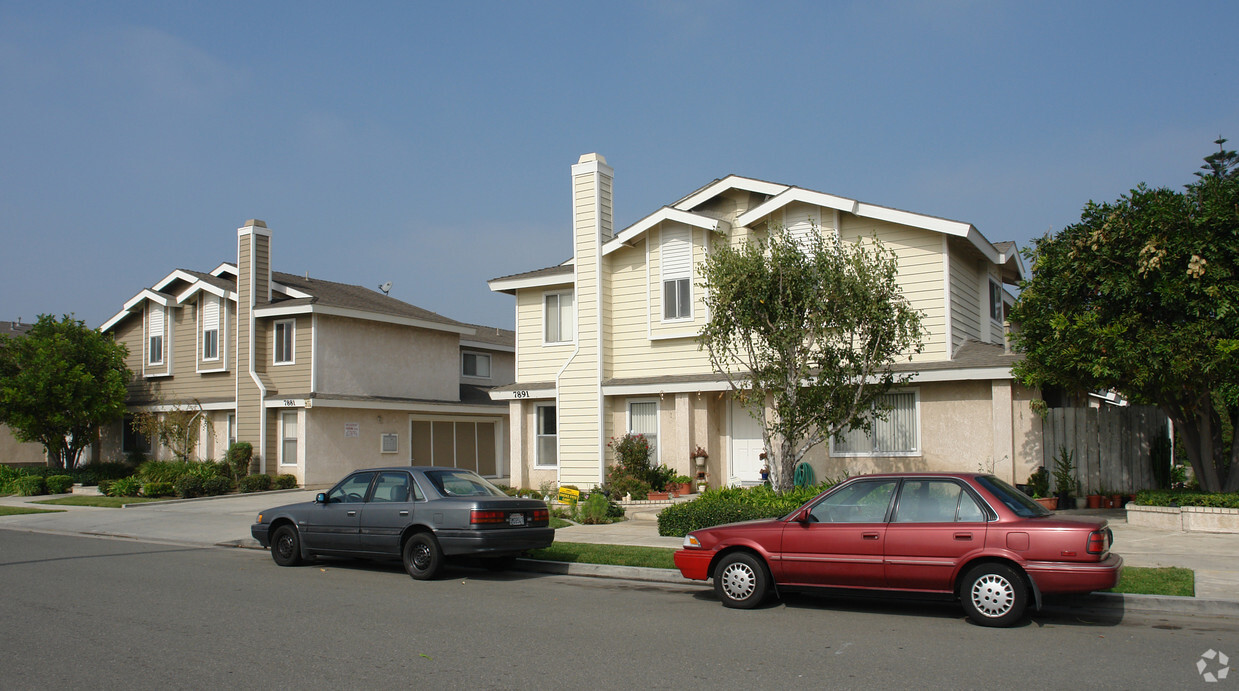 Primary Photo - Westminster Apartments