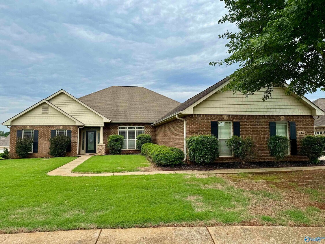 414 E River Landing Blvd, Madison, AL 35756 House Rental in Madison