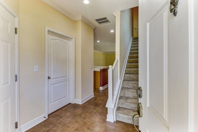 Building Photo - 96095 Stoney Dr