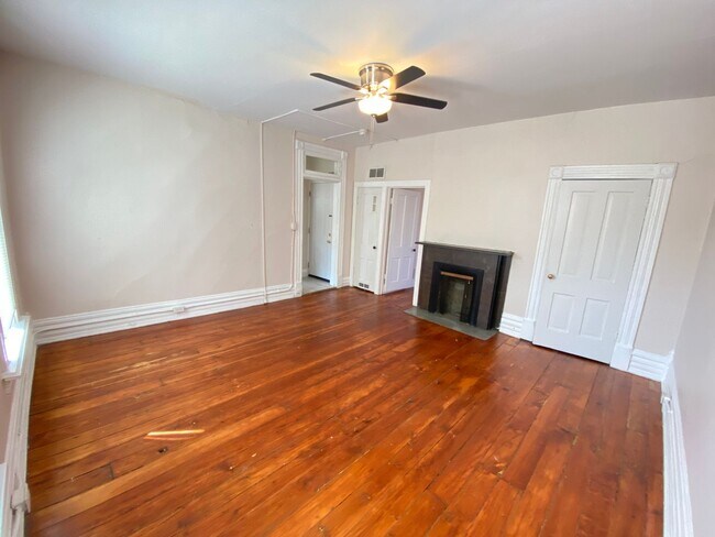 Building Photo - 1445 Worthington St