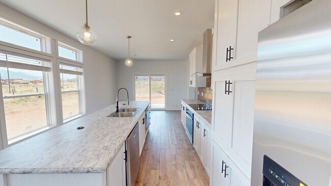 Foto del edificio - Brand New Stand Alone Home