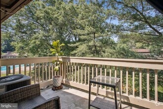 Building Photo - 8505 Barrington Ct