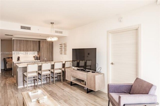 Foto del edificio - 801 S Miami Ave