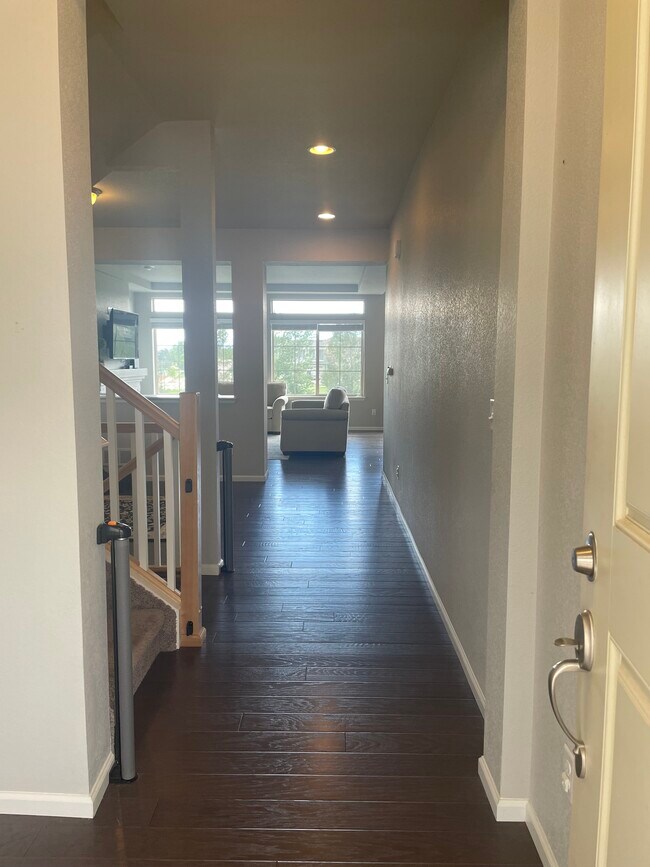 Foto del edificio - 8772 Briar Brush Ln