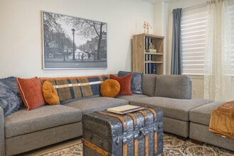 Building Photo - 408 S 680 E