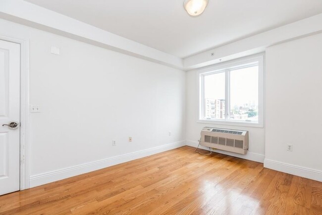 Foto del edificio - 125 43rd St