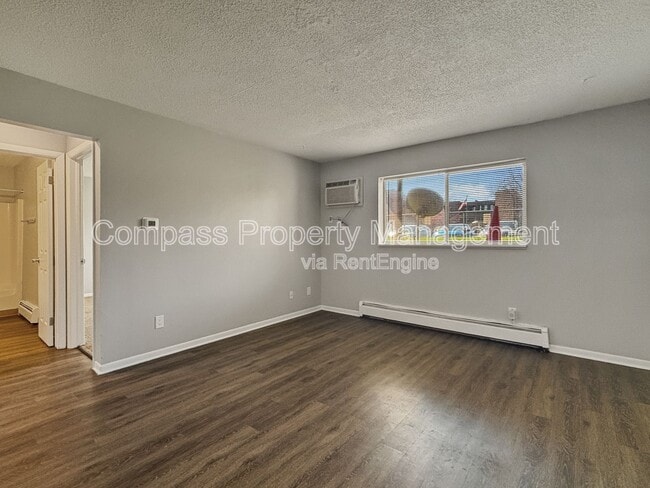 Building Photo - 2422 36th St SW
