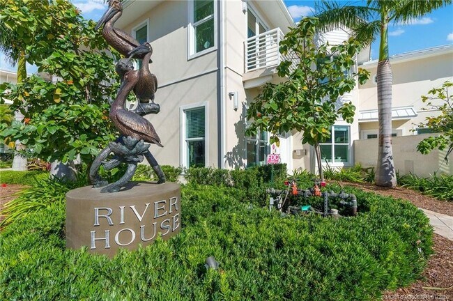 Foto del edificio - 55 SE Seminole St