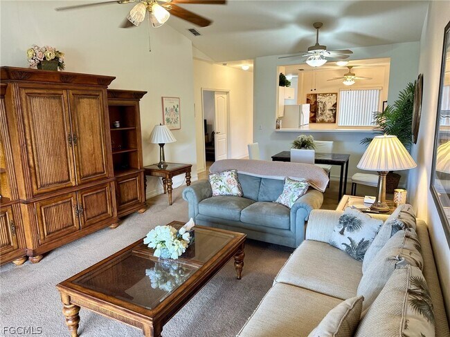 Building Photo - 675 Luisa Ln