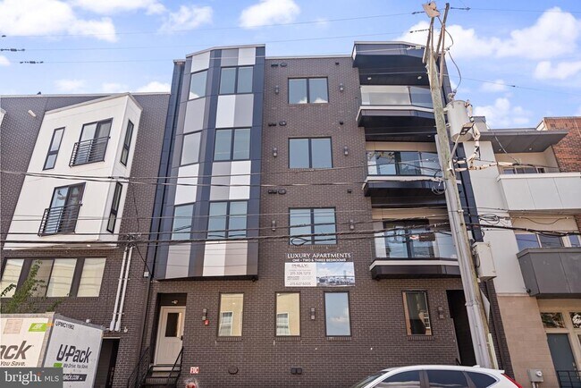 Foto del edificio - 408-10 N Front St