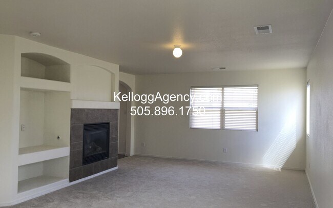 Foto del edificio - 2 Story / 4BR / Ventana Ranch West