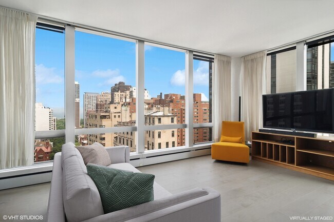 Foto del edificio - 1300 N Astor St