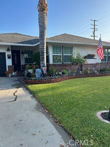 Foto principal - 9341 Maxine St