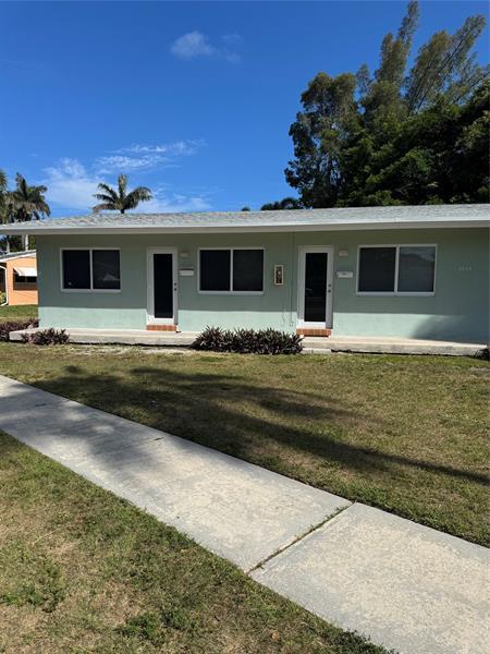 Foto principal - 2025 N 16th Ave