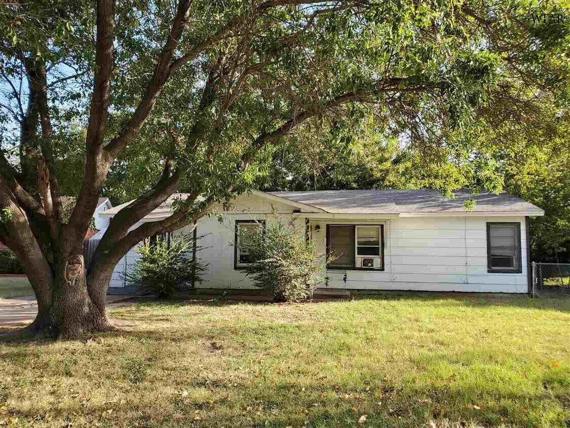 2822 Preece Rd, Wichita Falls, TX 76308 House for Rent in Wichita